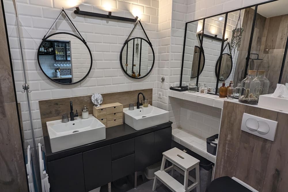 Photo of Bathroom in Lormont
