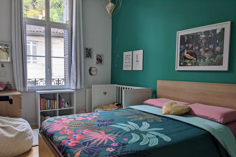Photo of Bedroom in Lormont