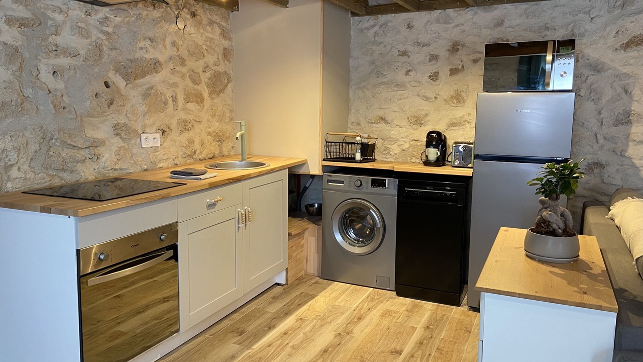 Photo of Kitchen in Illats
