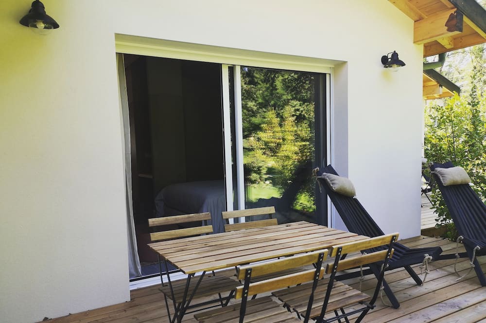 Photo of Patio Balcony in Saint-Sulpice-et-Cameyrac