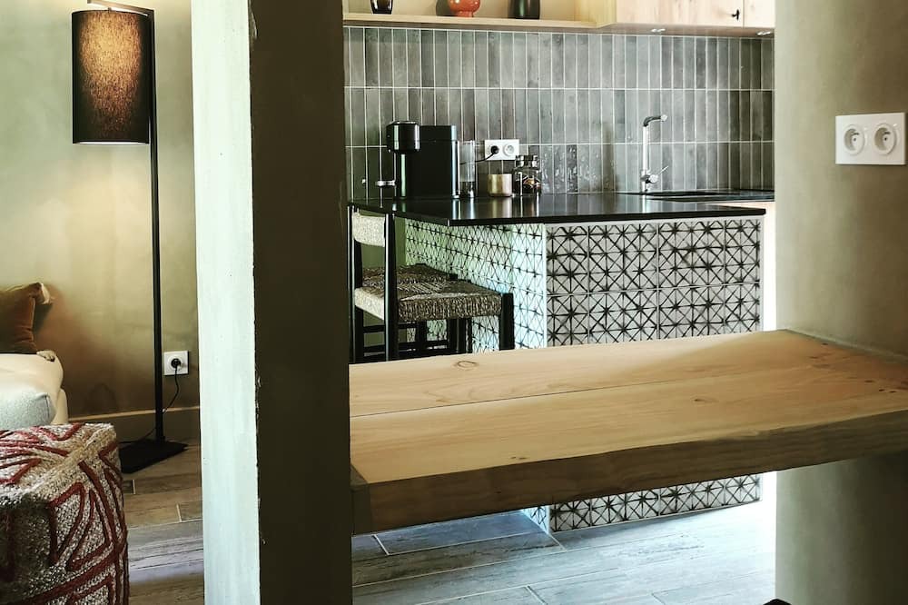 Photo of Kitchen in Saint-Sulpice-et-Cameyrac