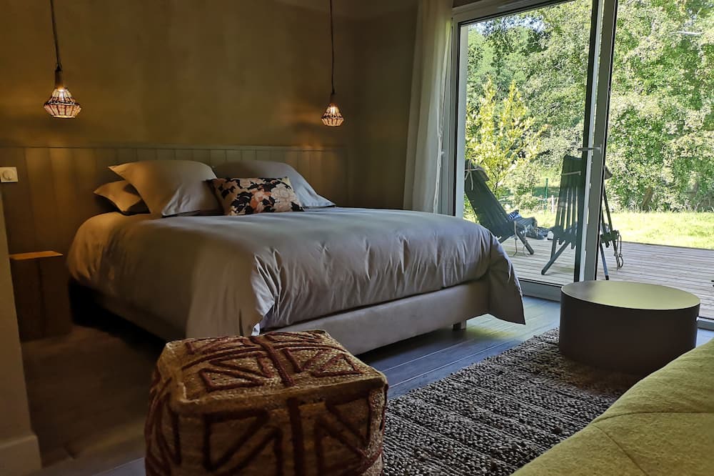 Photo of Bedroom in Saint-Sulpice-et-Cameyrac