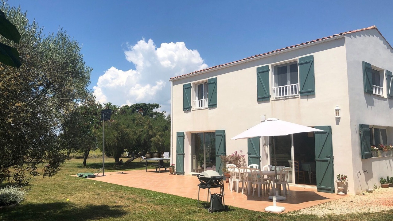 Photo of Outdoor in LHoumeau