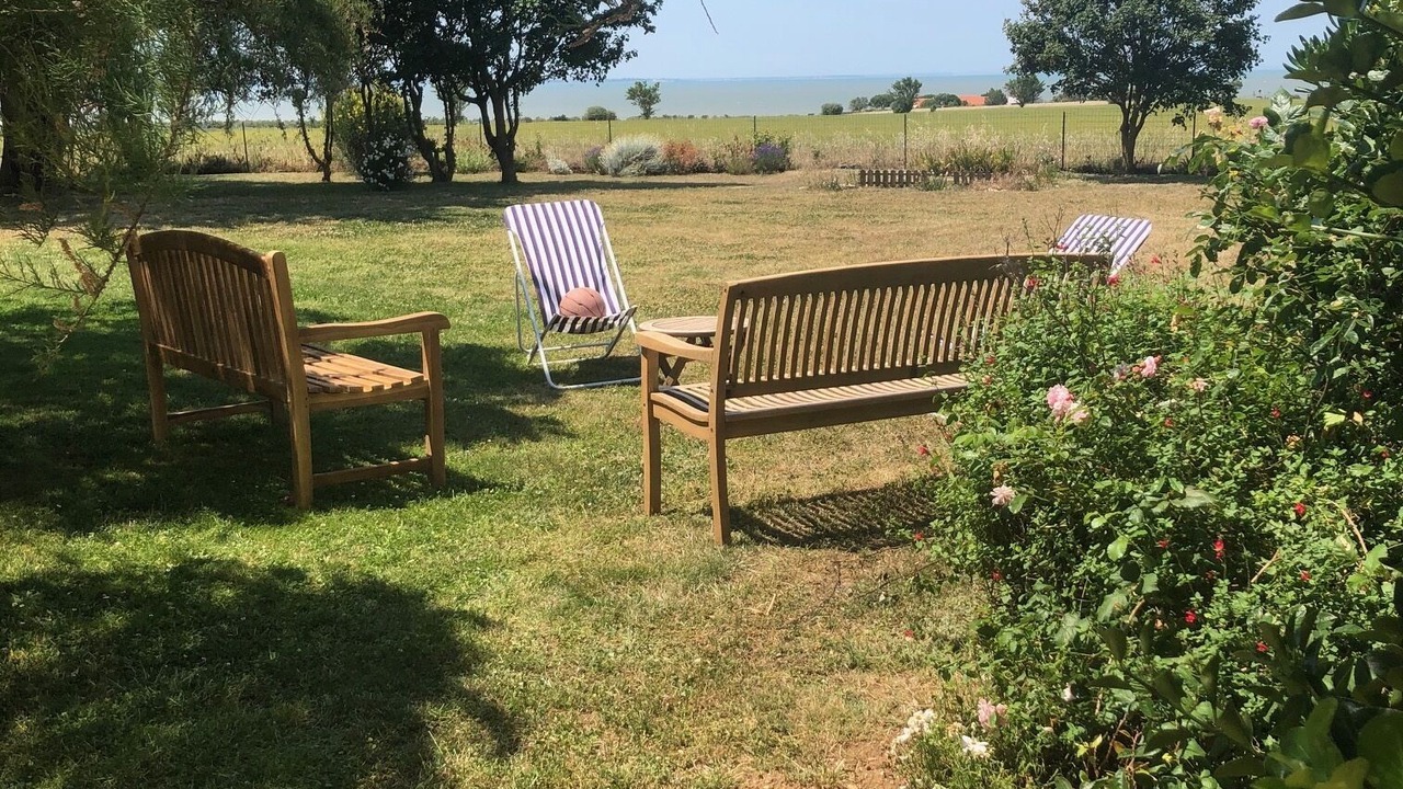 Photo of Outdoor in LHoumeau
