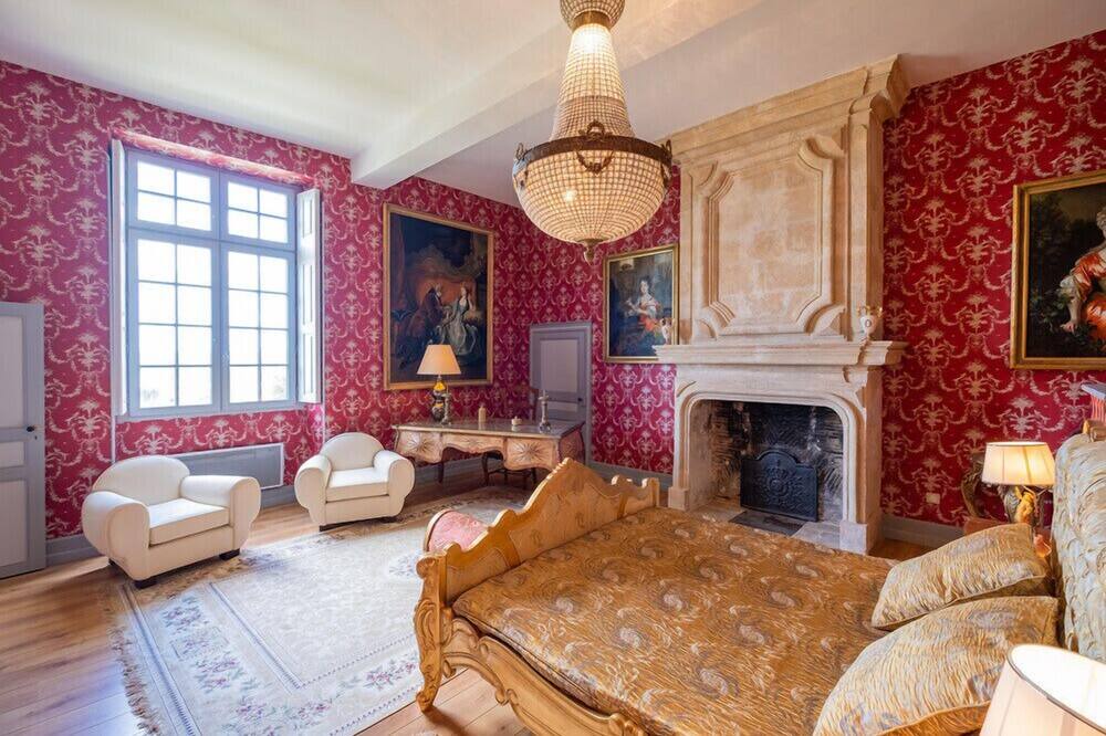 Photo of Livingroom in Saint-Pey-de-Castets