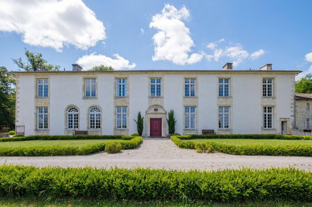 Photo of Outdoor in Saint-Pey-de-Castets