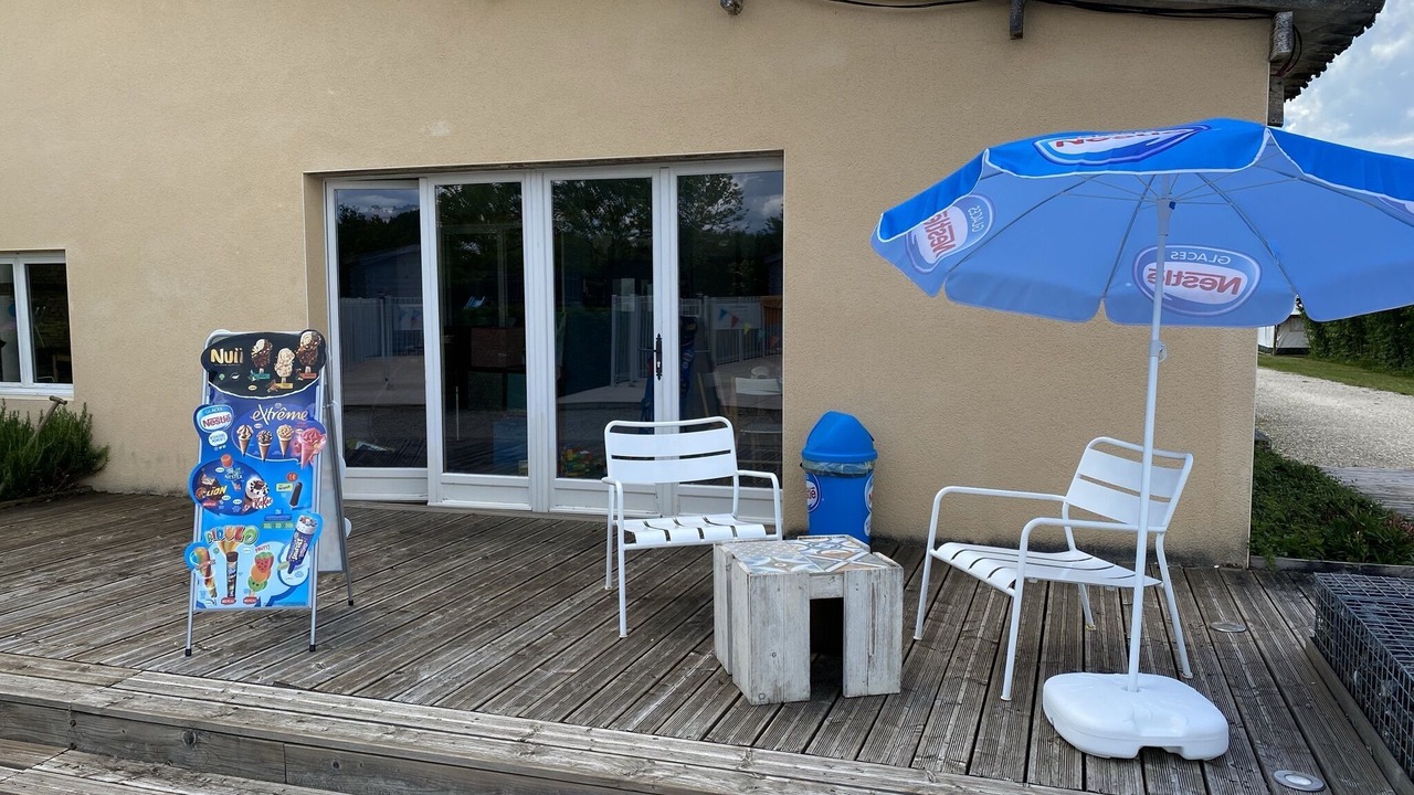 Photo of Outdoor in Jayac