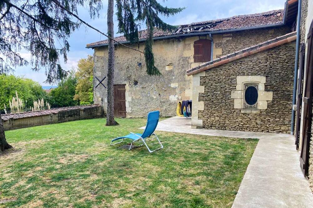 Photo of Outdoor in Mouterre-Silly