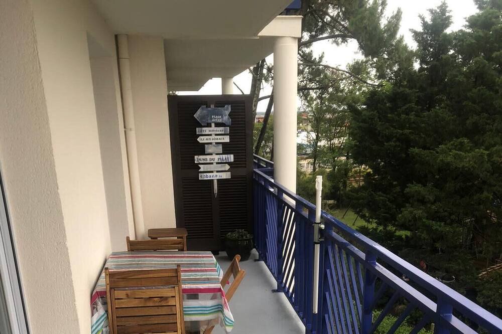 Photo of Patio Balcony in Gujan-Mestras