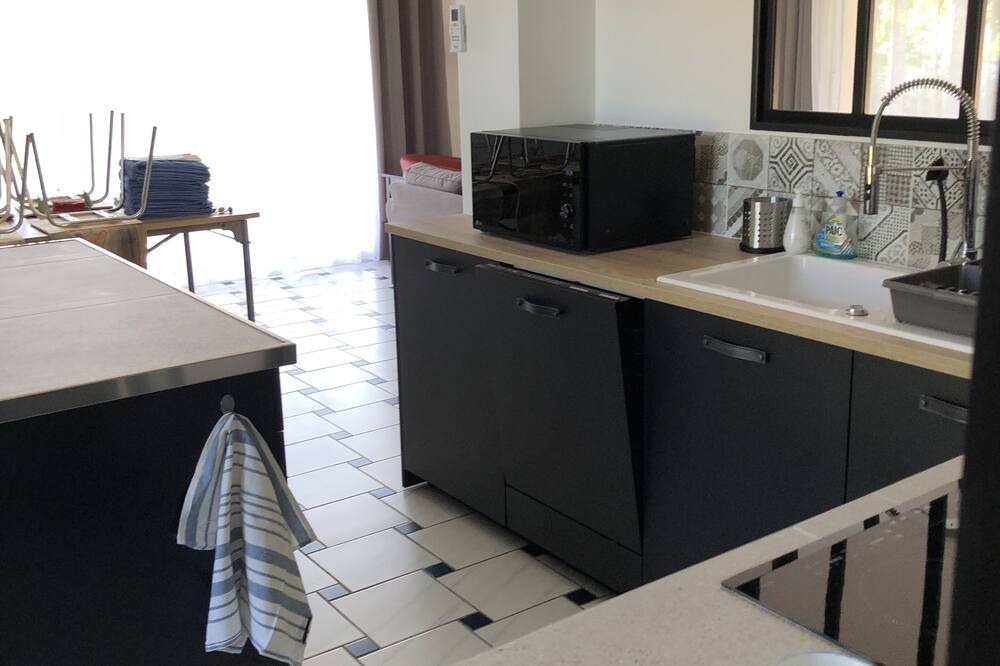 Photo of Kitchen in Le Chateau-d'Oleron