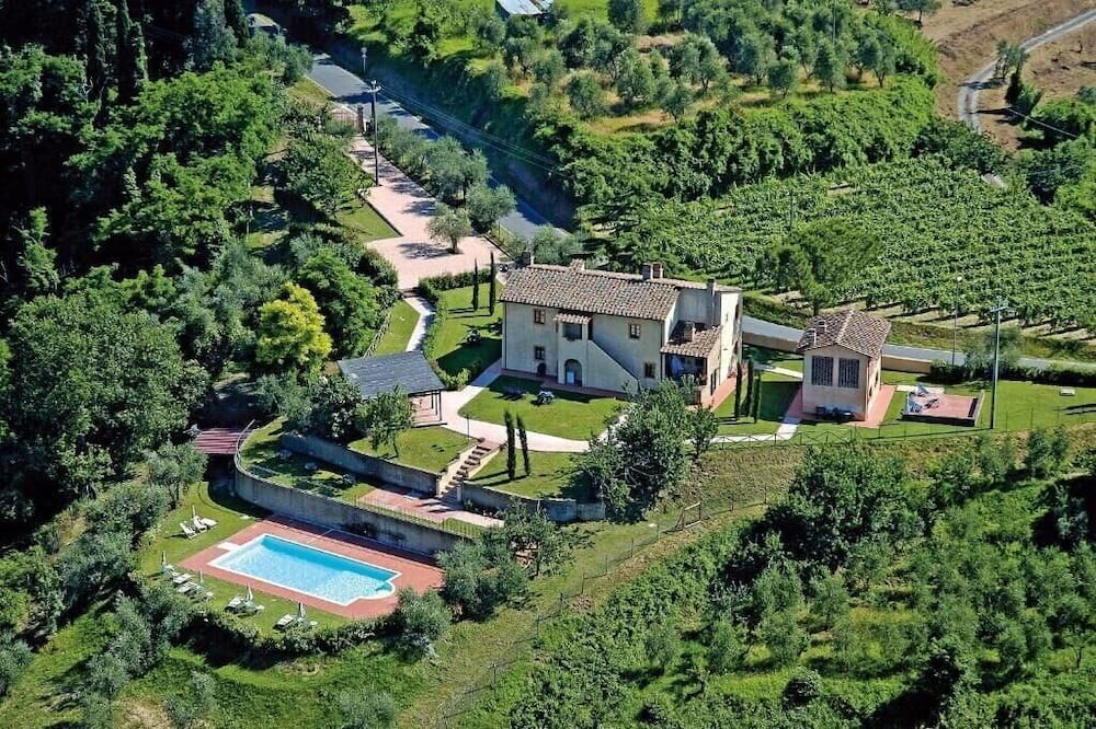 Photo of Outdoor in Colleoli