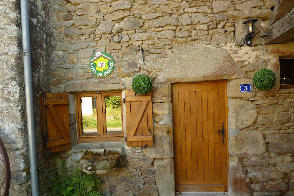Photo of Outdoor in Dompierre-les-Eglises