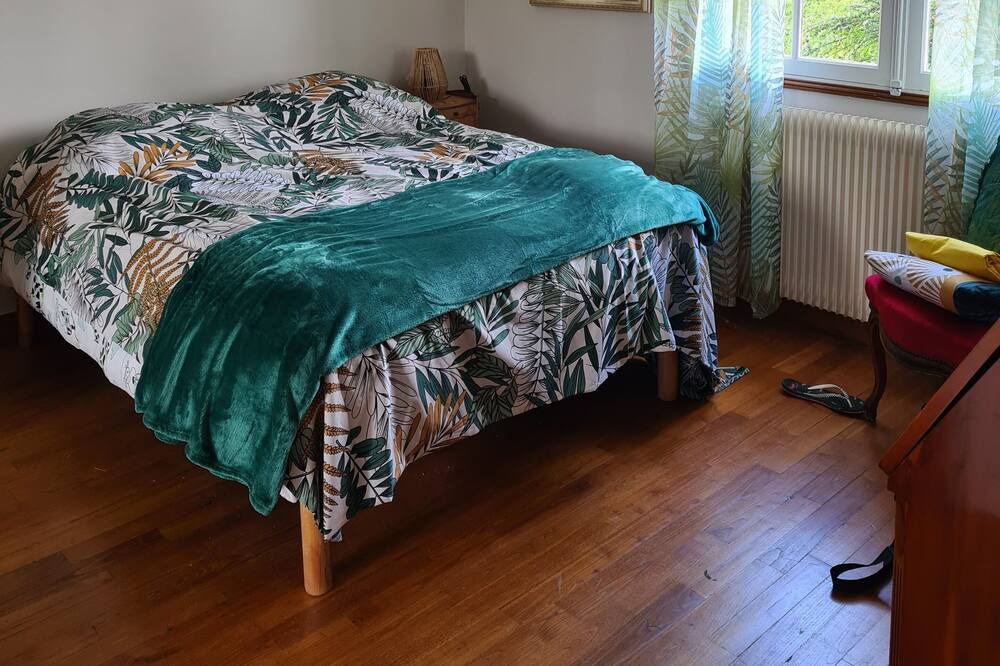 Photo of Bedroom in Lalinde
