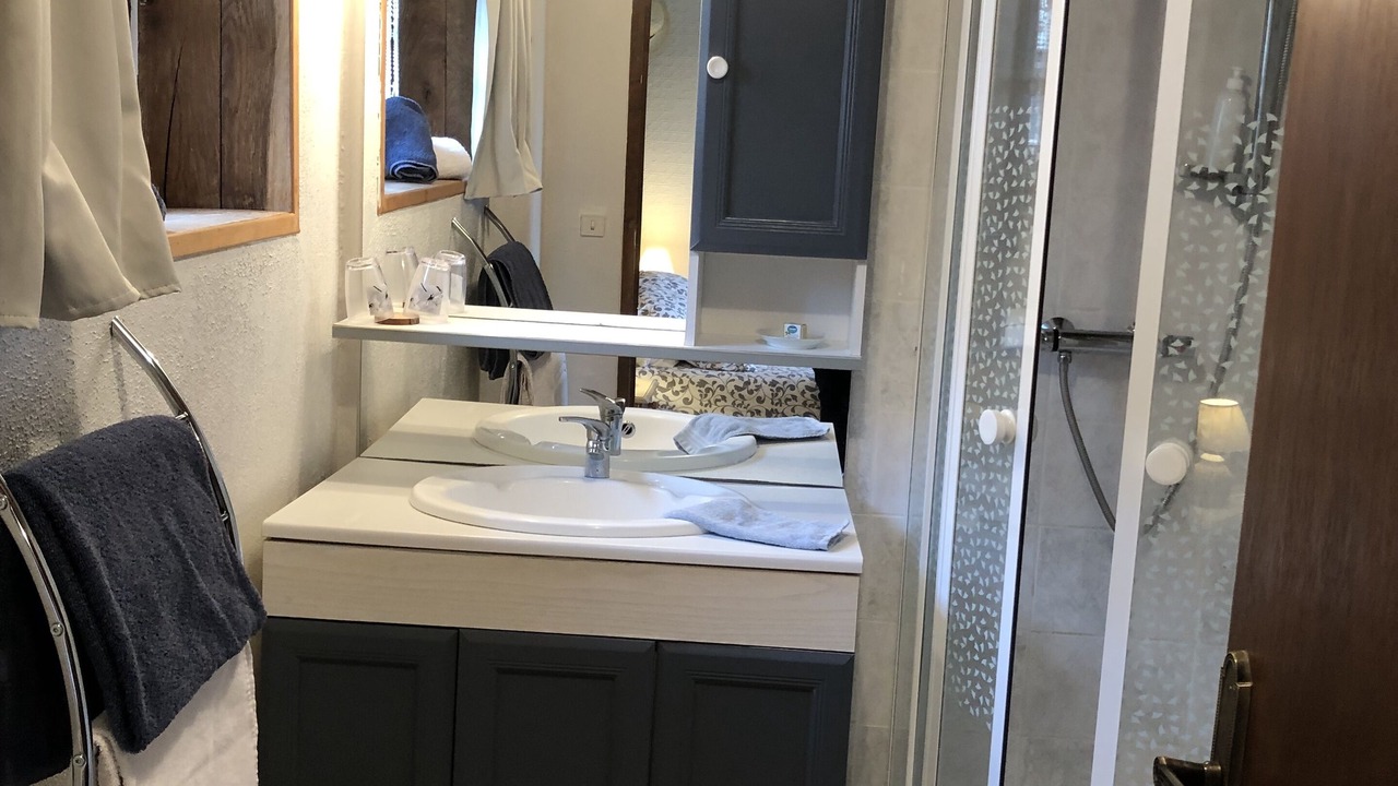 Photo of Bathroom in Creuse