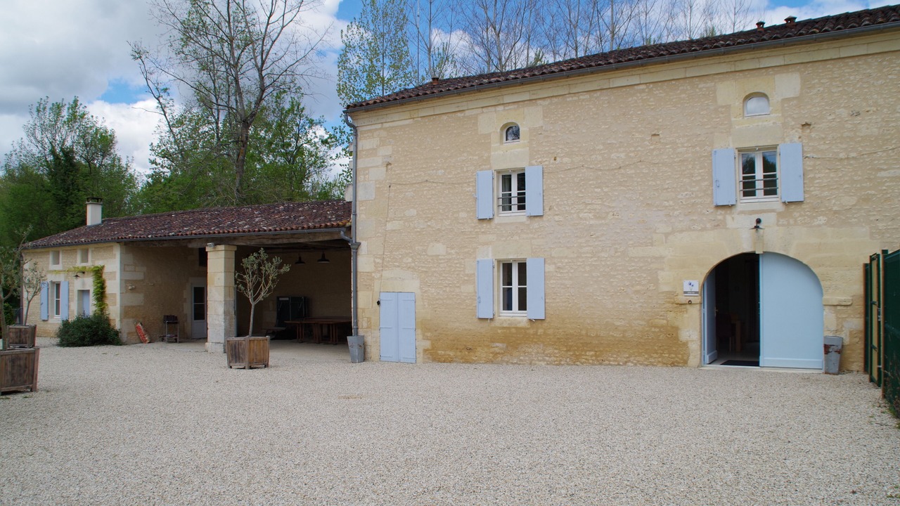 Photo of Outdoor in Cherves-Richemont