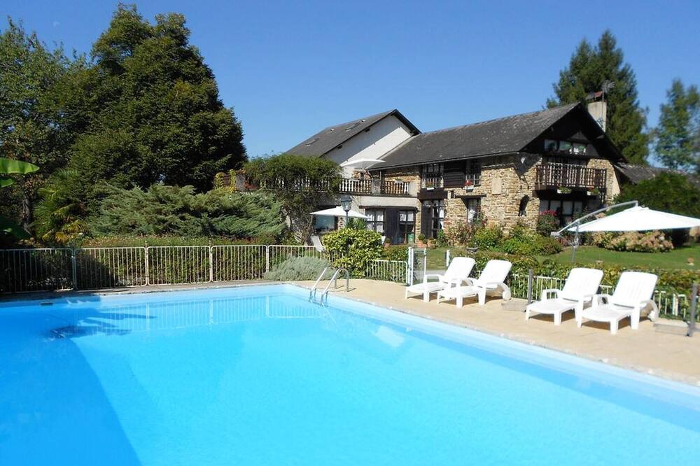 Photo of Outdoor in Haut-de-Bosdarros