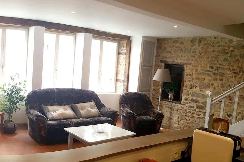 Photo of Livingroom in La Porcherie