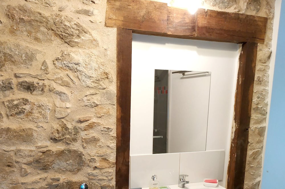 Photo of Bathroom in La Porcherie