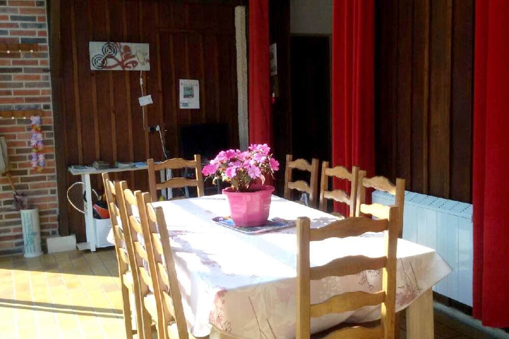 Photo of Livingroom in Escource