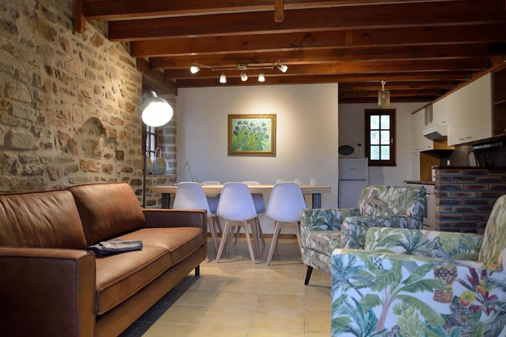 Photo of Livingroom in Cussac