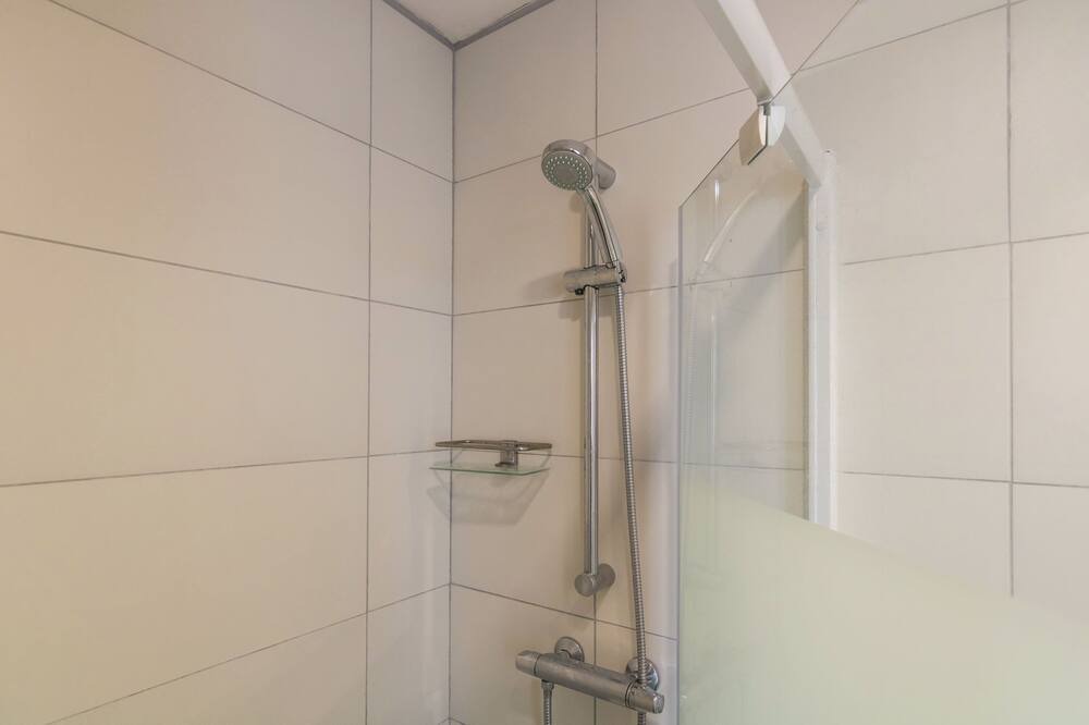 Photo of Bathroom in Limeyrat