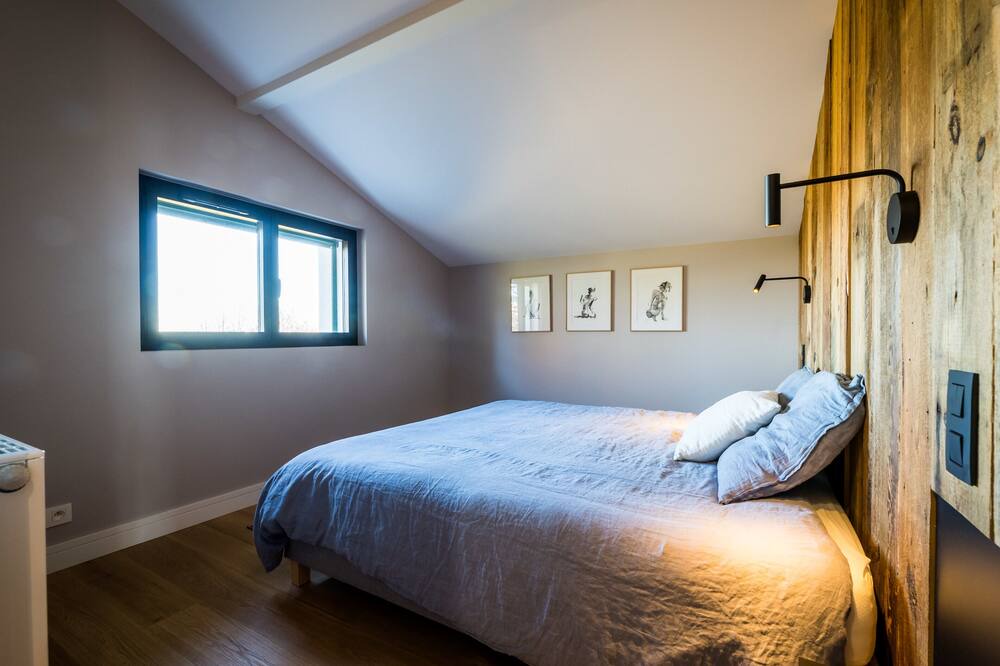 Photo of Bedroom in Arbonne