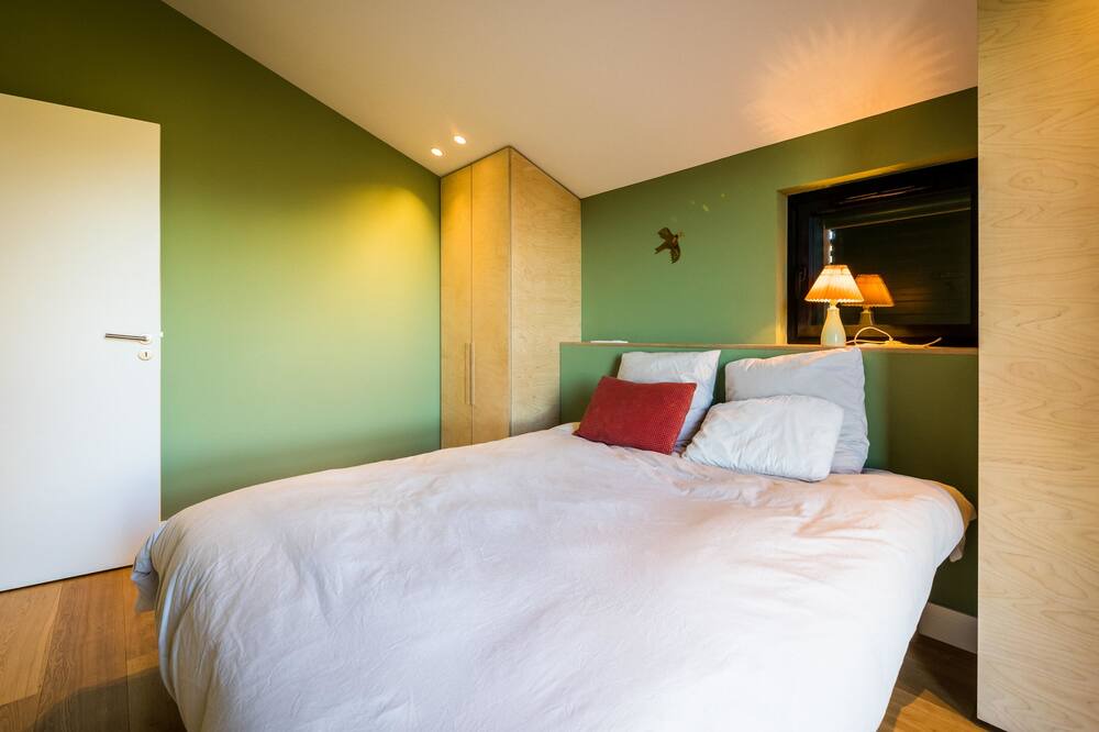 Photo of Bedroom in Arbonne