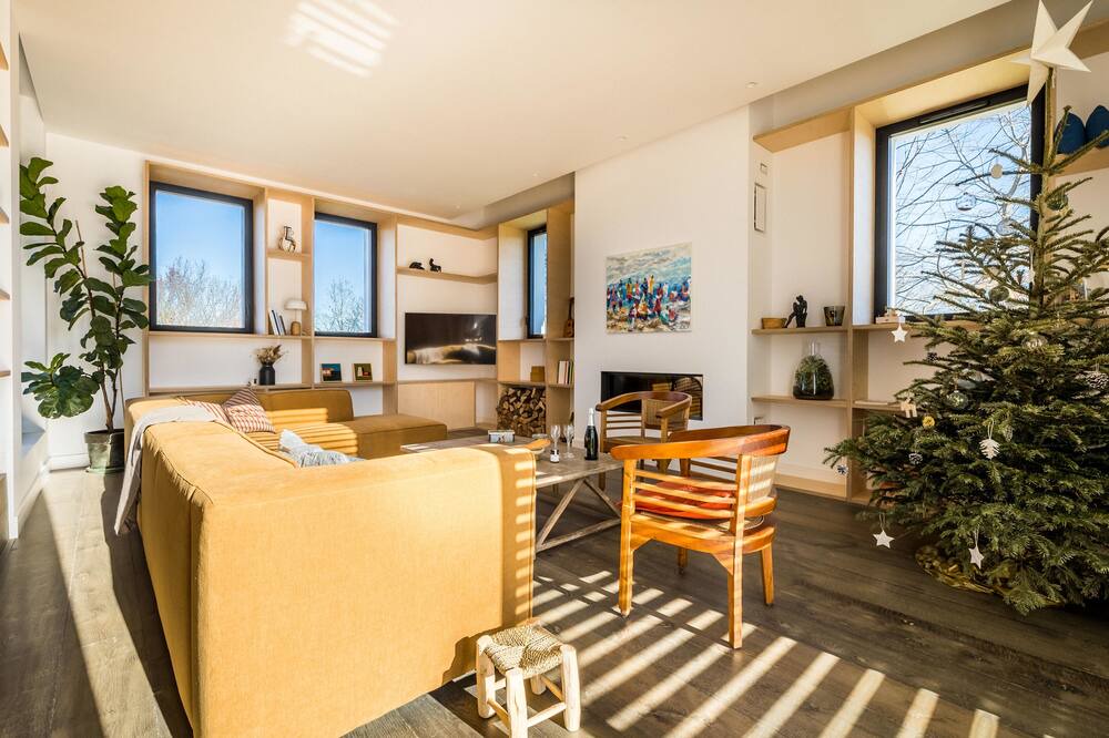 Photo of Livingroom in Arbonne