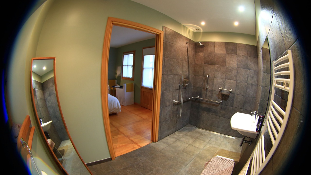 Photo of Bathroom in Brantome-en-Perigord