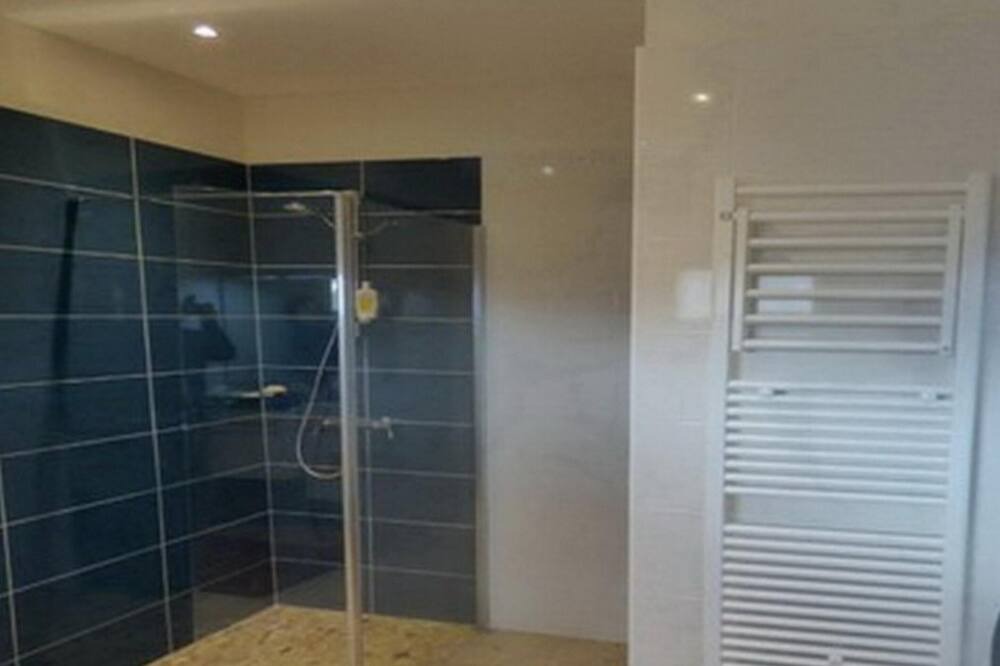 Photo of Bathroom in Lorignac