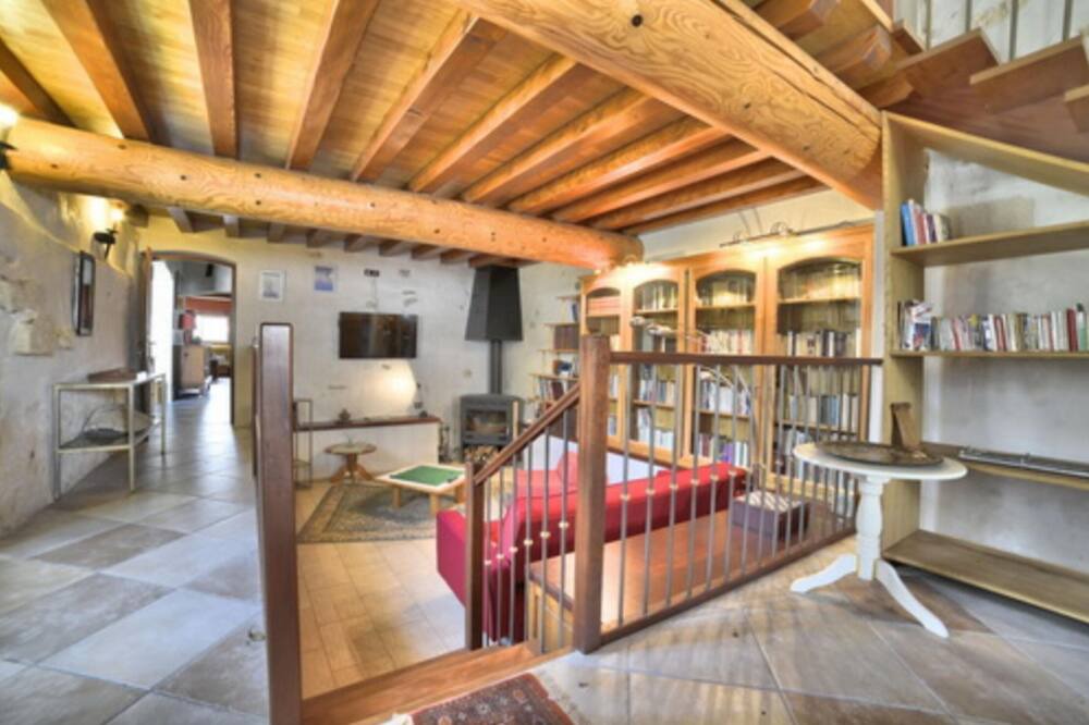 Photo of Livingroom in Lorignac