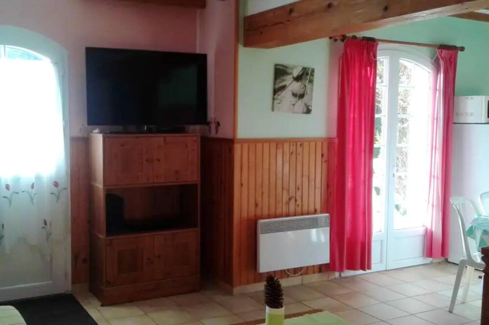 Photo of Bedroom in Begadan