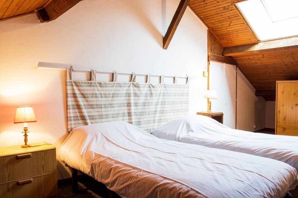 Photo of Bedroom in Migne-Auxances
