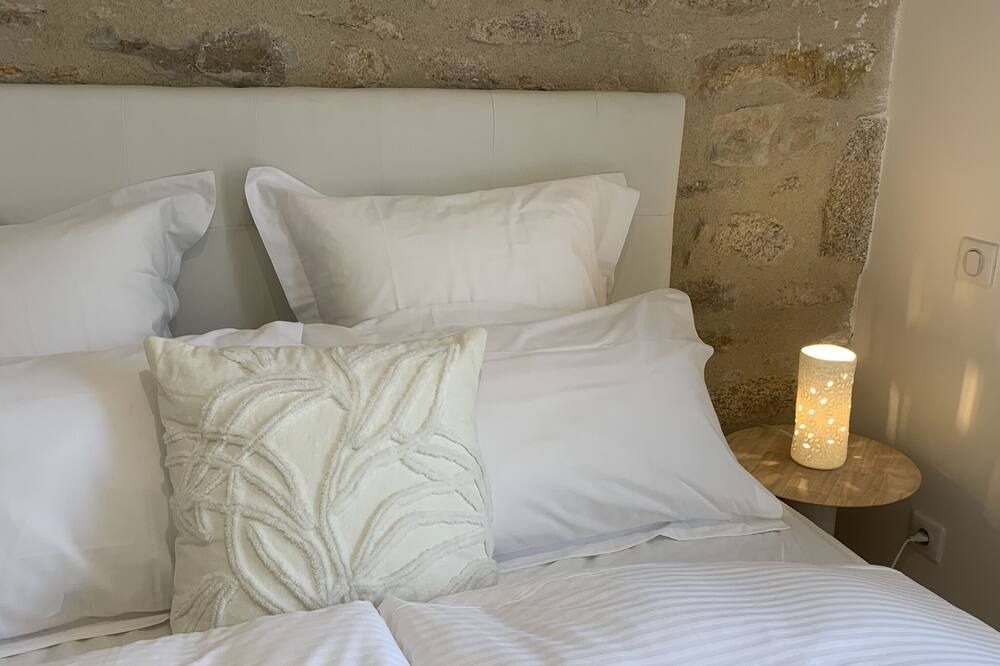 Photo of Bedroom in La Jonchere-Saint-Maurice