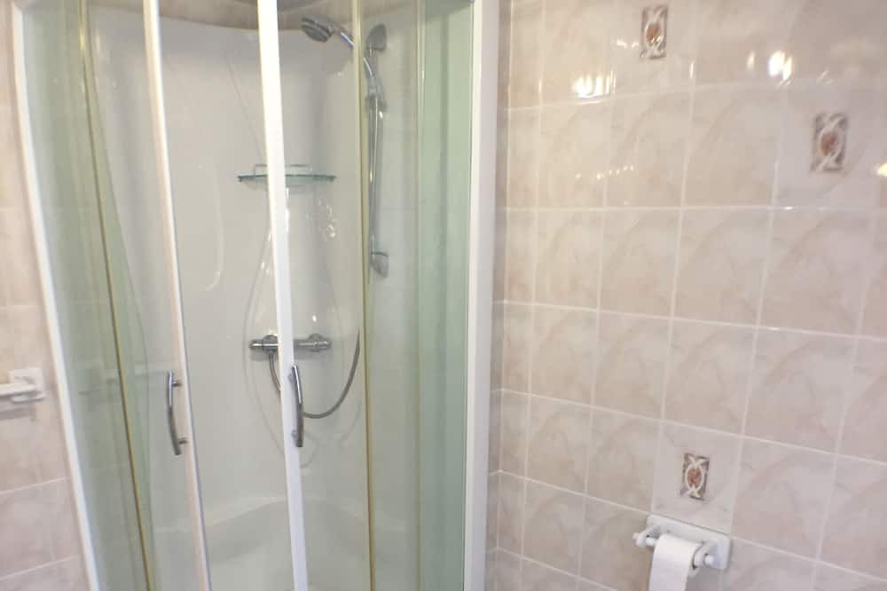 Photo of Bathroom in Saint-Sulpice-de-Cognac