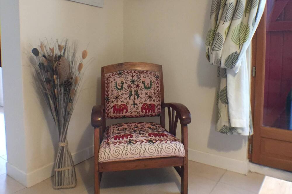 Photo of Livingroom in Saint-Sulpice-de-Cognac