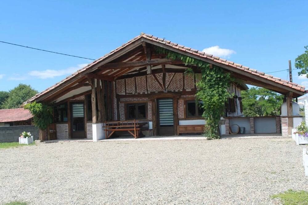 Photo of Outdoor in Pontonx-sur-l'Adour