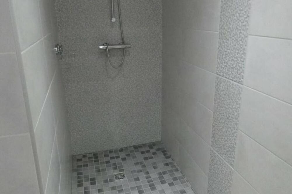 Photo of Bathroom in Saint-Lon-les-Mines