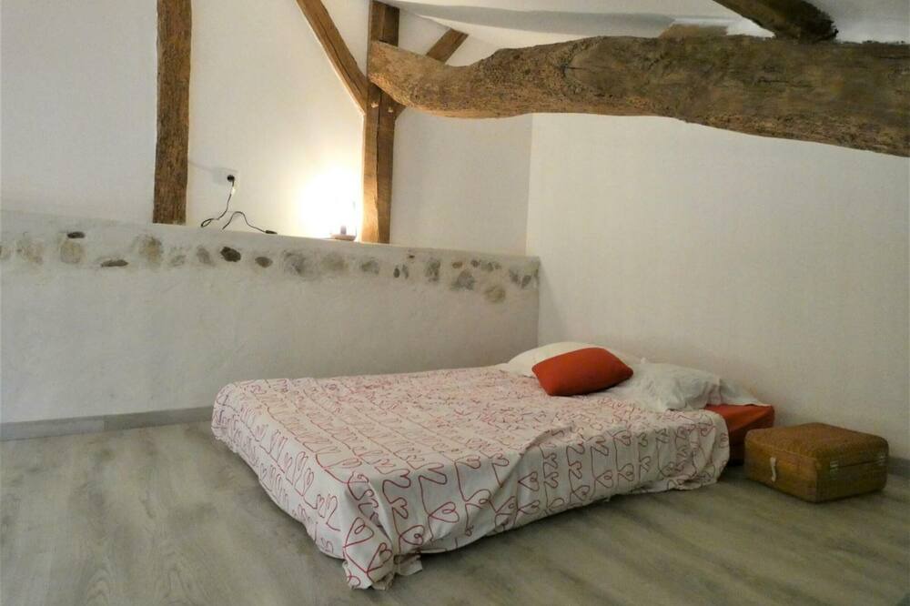 Photo of Bedroom in Saint-Lon-les-Mines