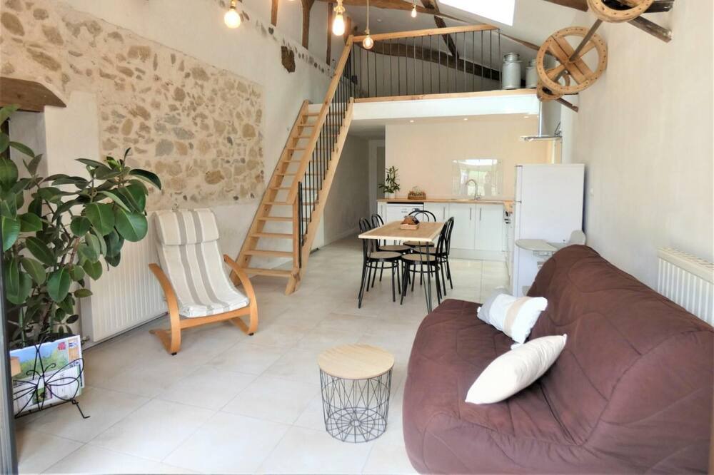 Photo of Livingroom in Saint-Lon-les-Mines