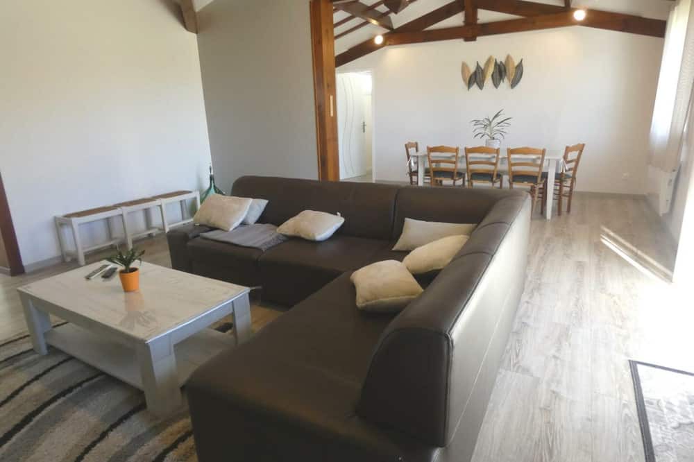 Photo of Livingroom in Toulouzette