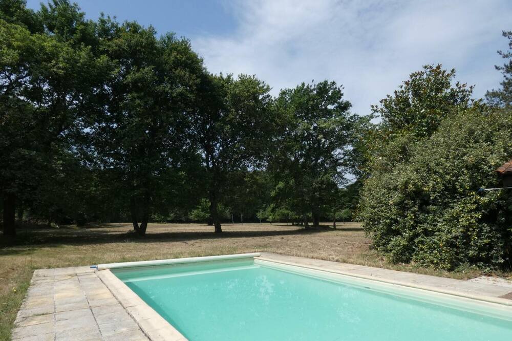 Photo of Outdoor in Commensacq
