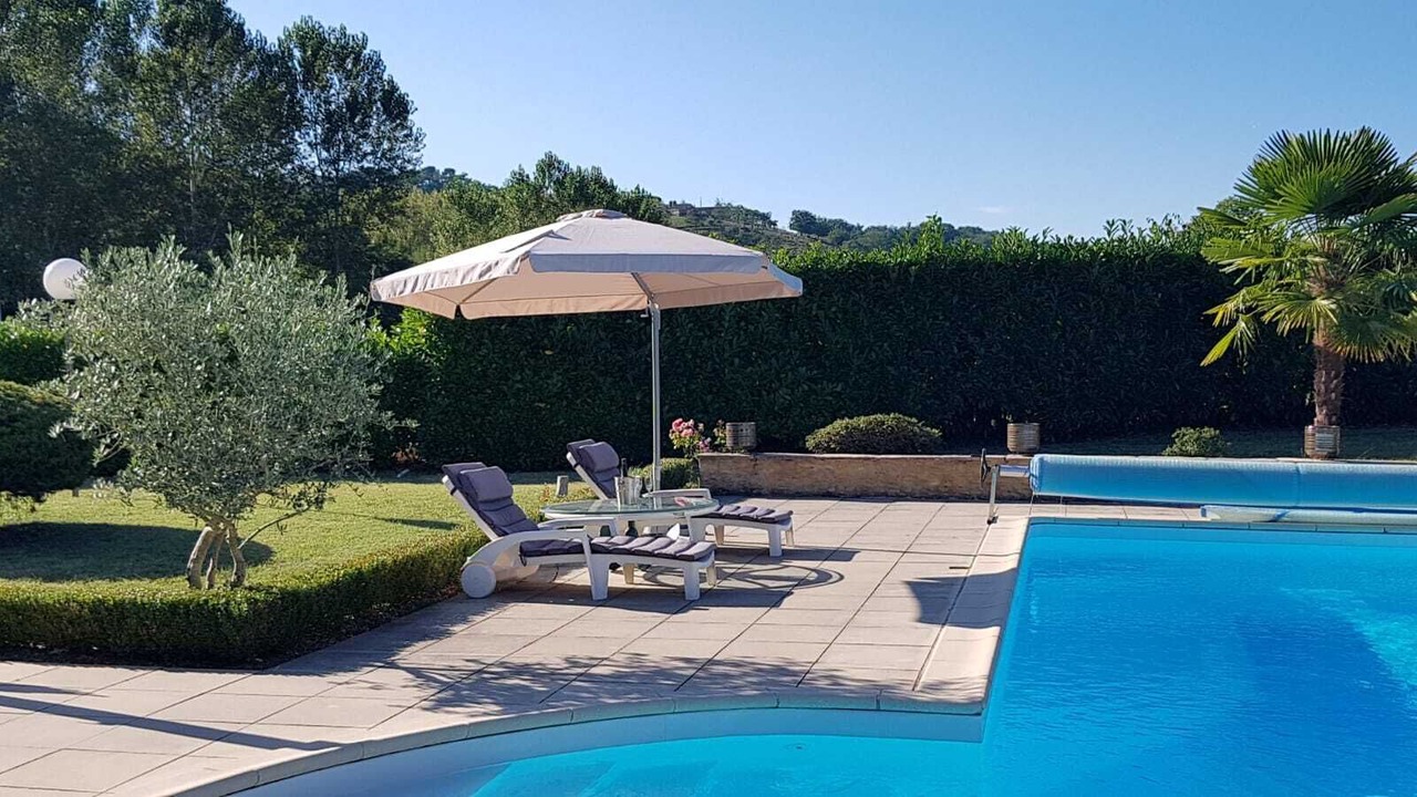 Photo of Outdoor in Saint-Amand-de-Belves
