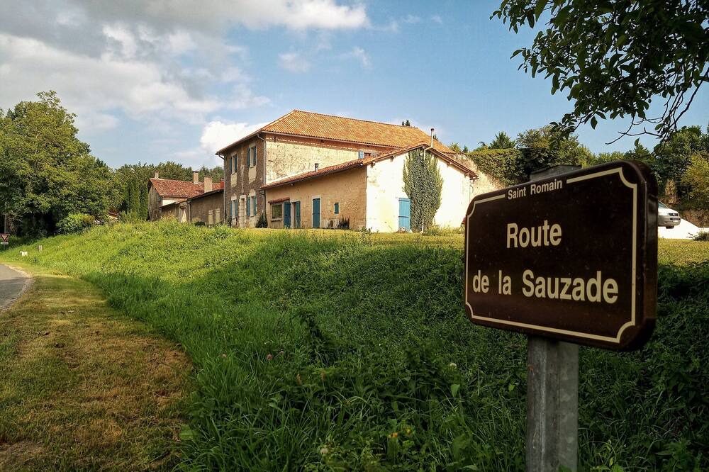 Photo of Others in Saint-Romain