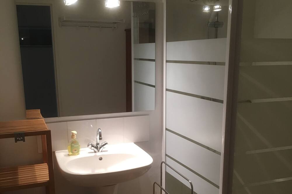 Photo of Bathroom in Pessac