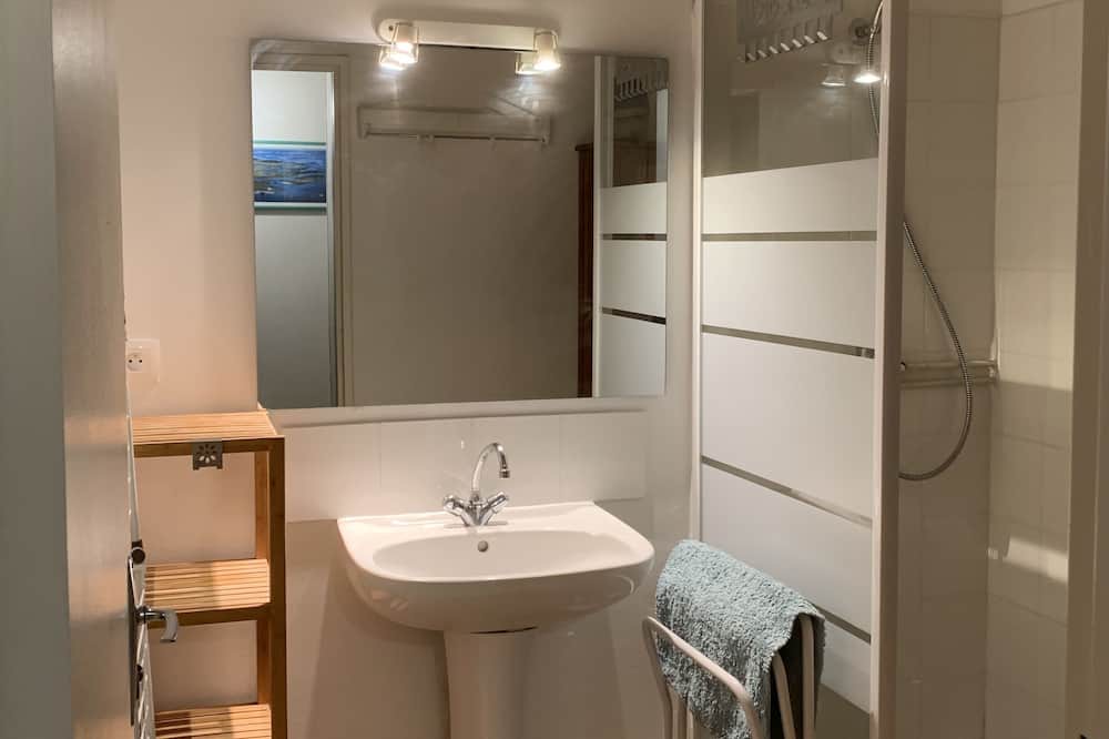 Photo of Bathroom in Pessac