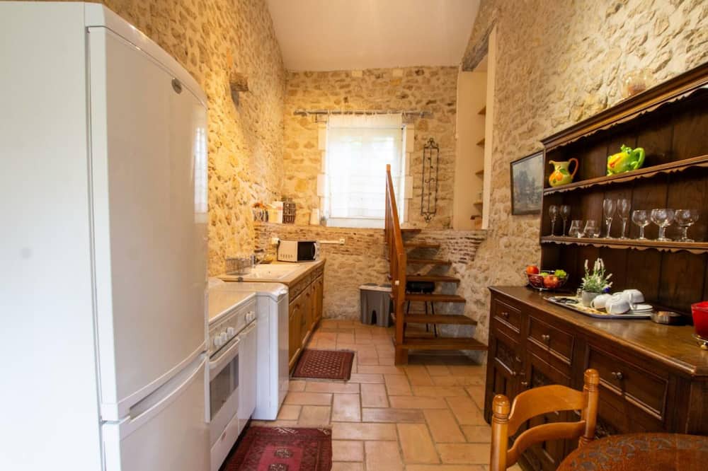 Photo of Kitchen in Eyvirat