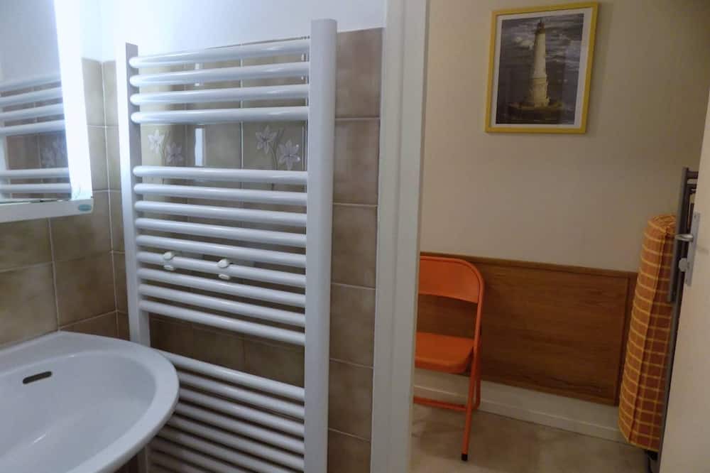 Photo of Bedroom in Saint-Georges-de-Didonne
