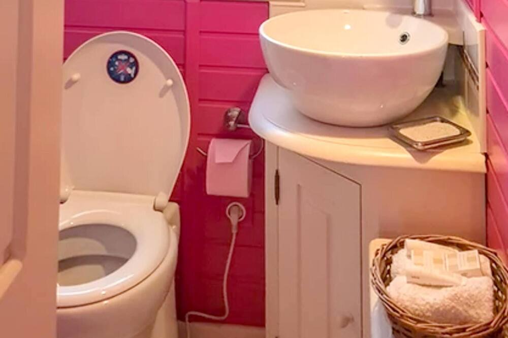 Photo of Bathroom in Bussac-Foret