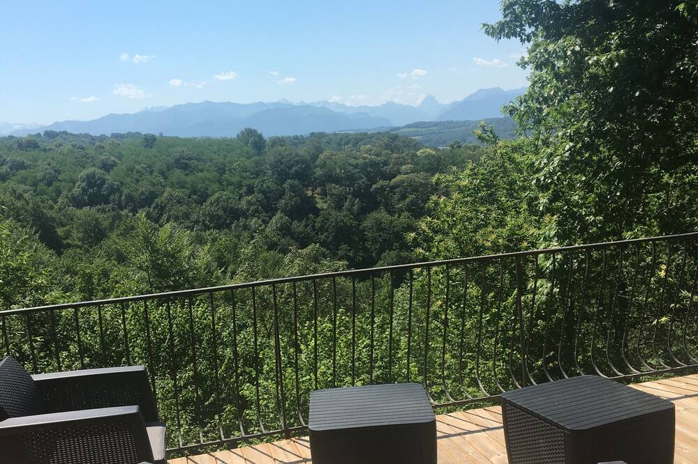 Photo of Patio Balcony in Jurancon